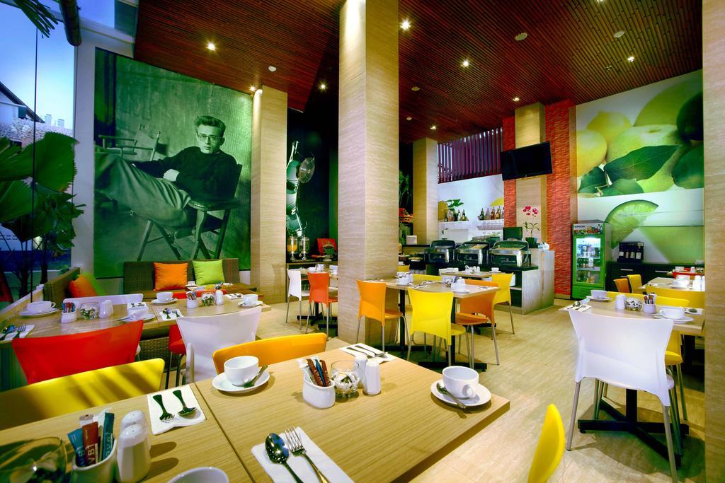 Favehotel Kuta Square Exterior foto